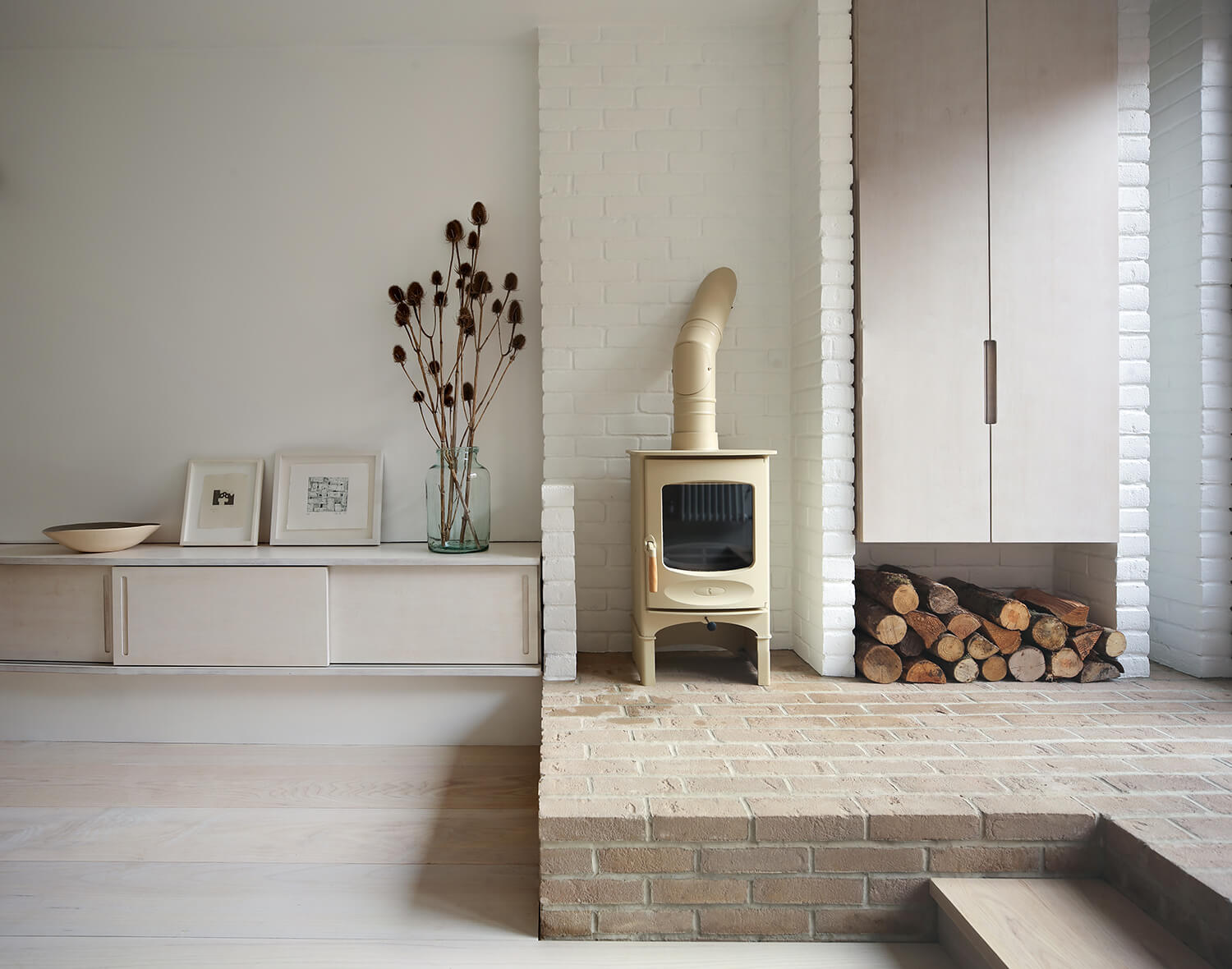 1-Bruton-Narrow-House-Somerset-Prewett-Bizley-Architects-Stove-Ash.jpg