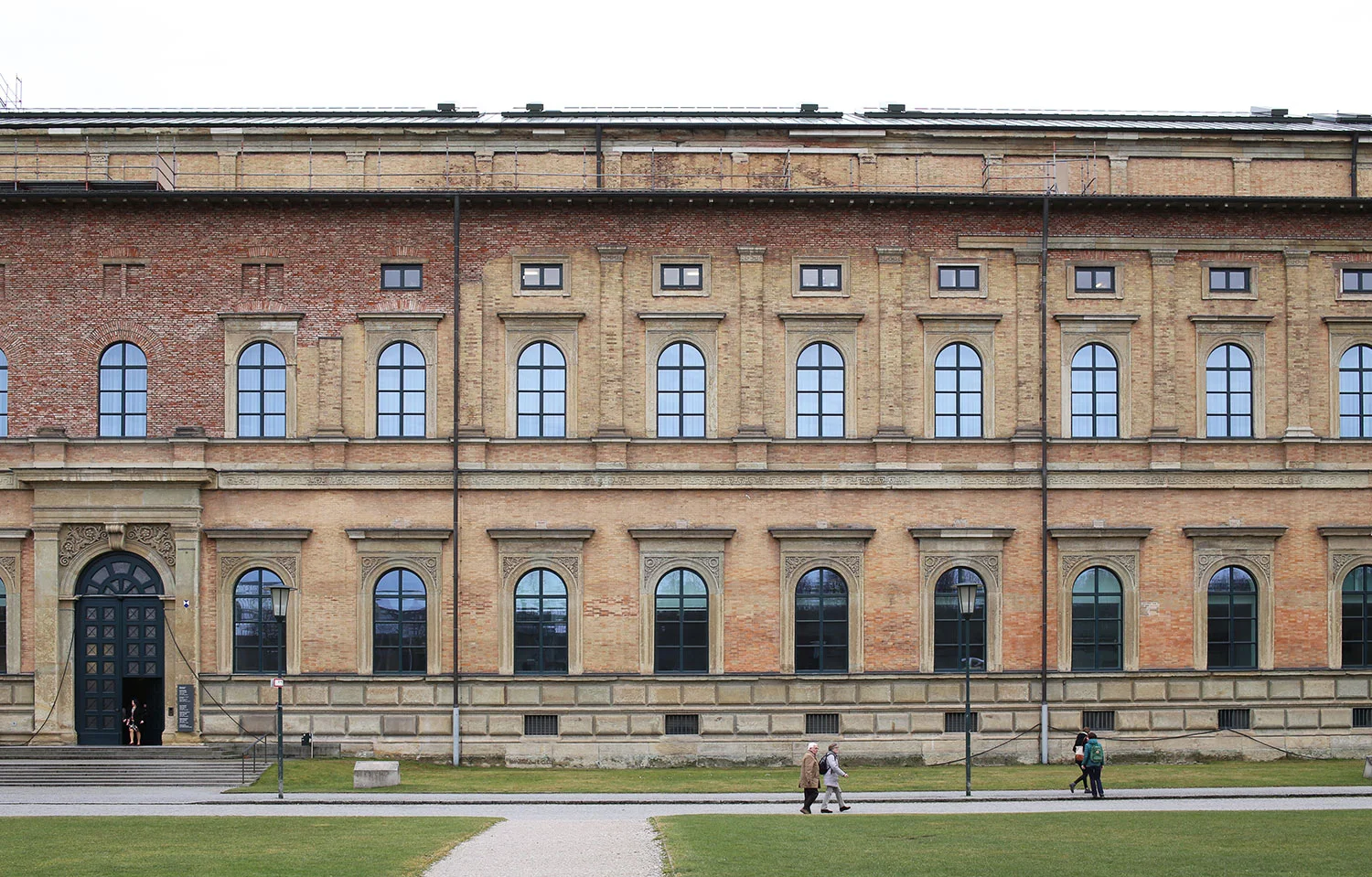 Hans-Dollgast-Alte-Pinakothek-Munich-Bizley-Somerset-Architect-2.jpg