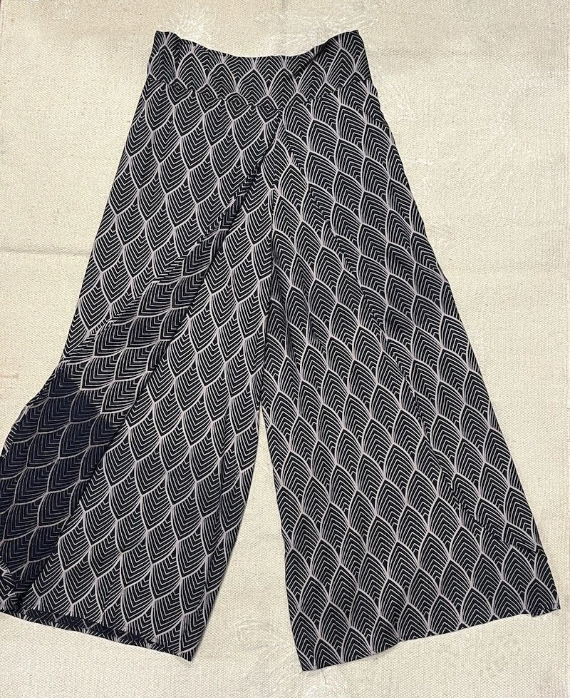 Raute black white.JPG