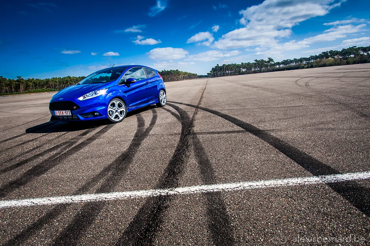 Ford_Fiesta_ST-ABP-0901.jpg