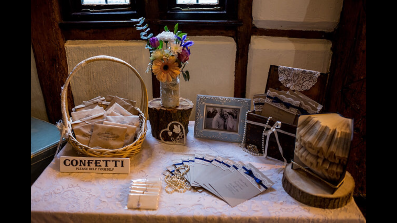 inspiration - welcome table.PNG