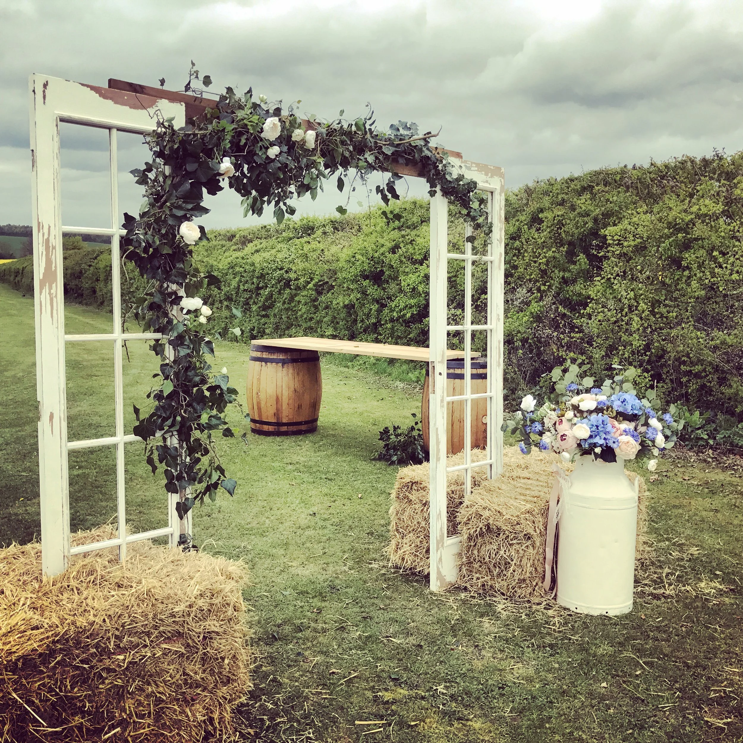 Door frame arch for hire 