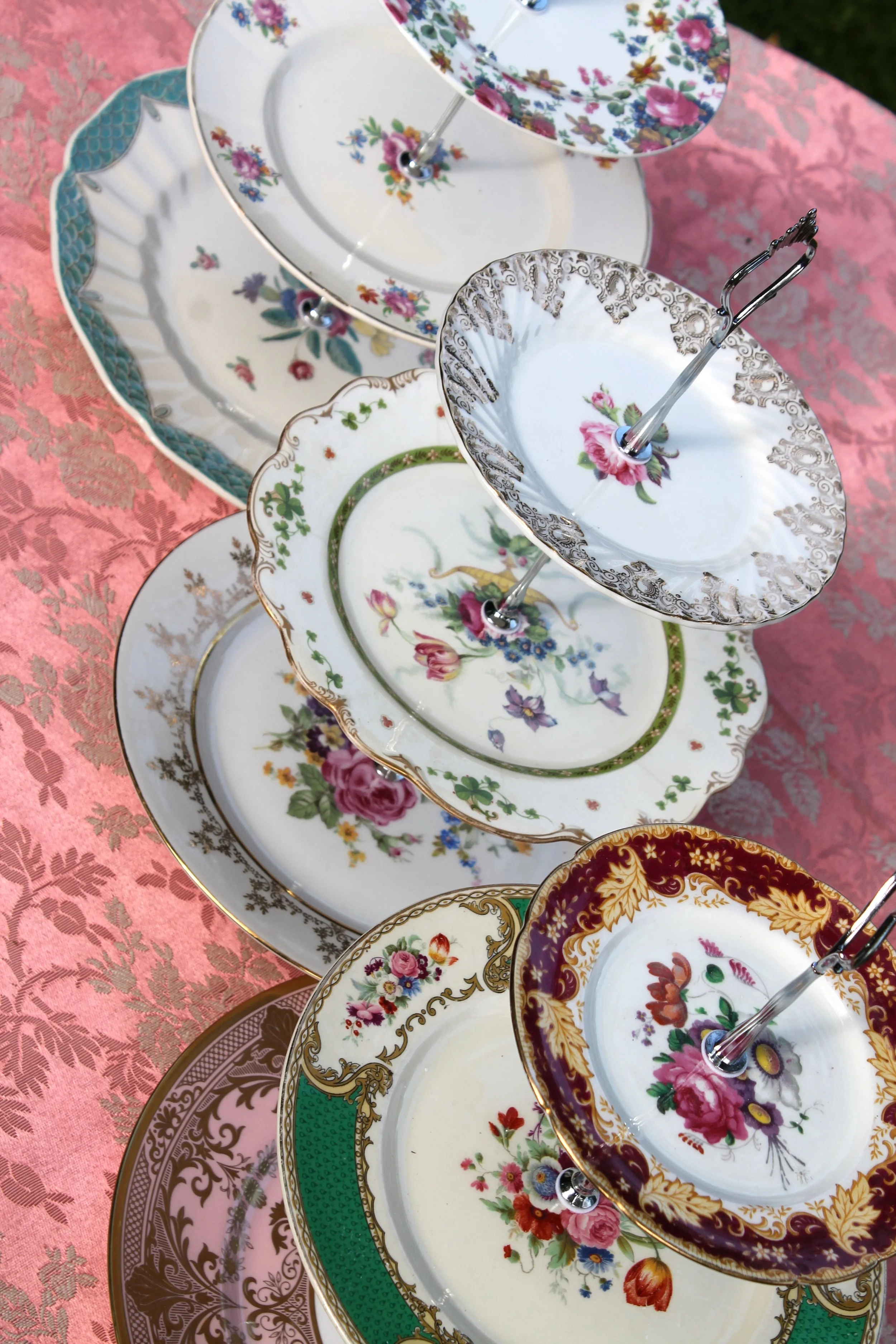 3 tier cake stand hire.JPG