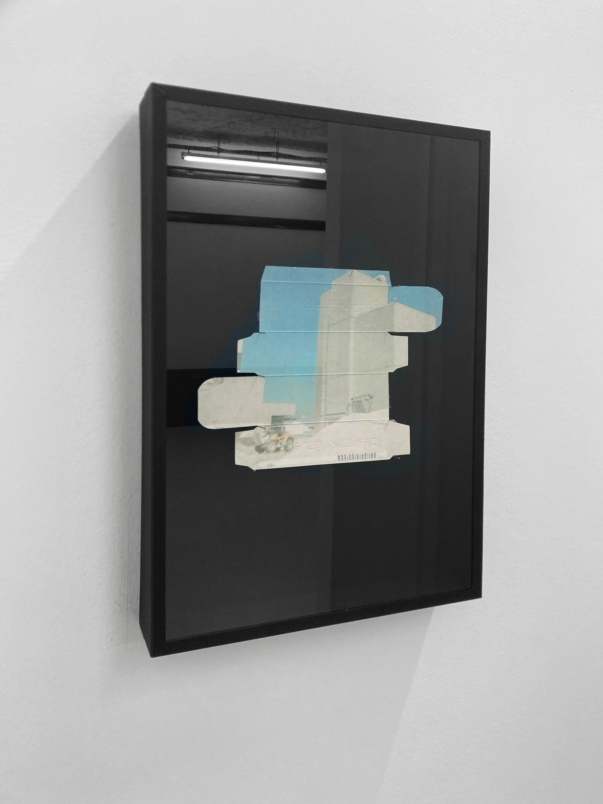 BELLENGER_Helene_BiancoOrdinario_22 (L'aha - Paris - Biennale de l'Image Tangible).jpeg