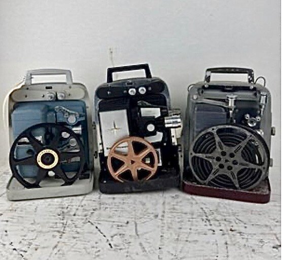 Vintage camera and film equipment sale LIVE on auctionninja.com
LINK IN BIO to bid - ends Monday night!!