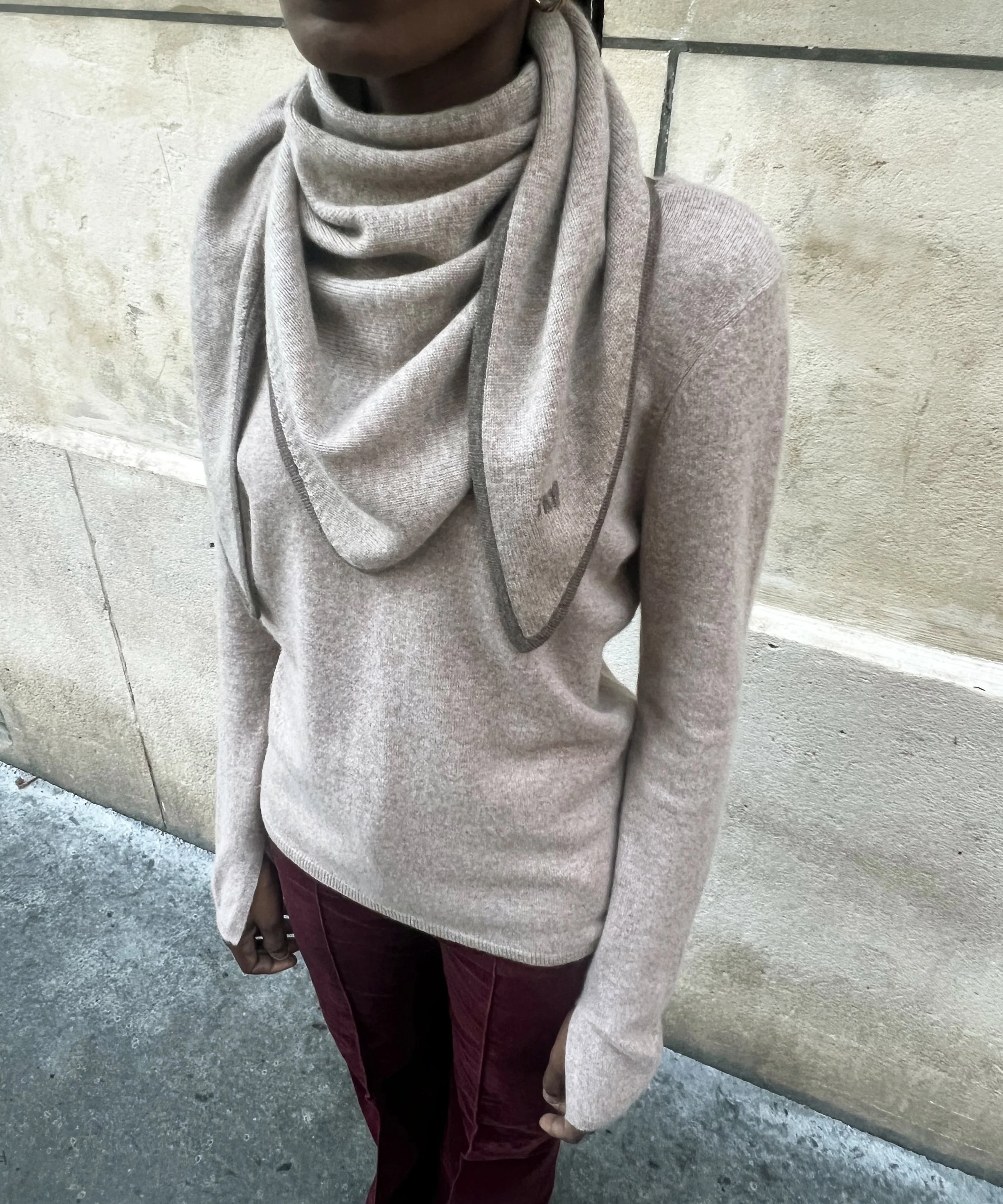 big triangle sacrf beige .jpg