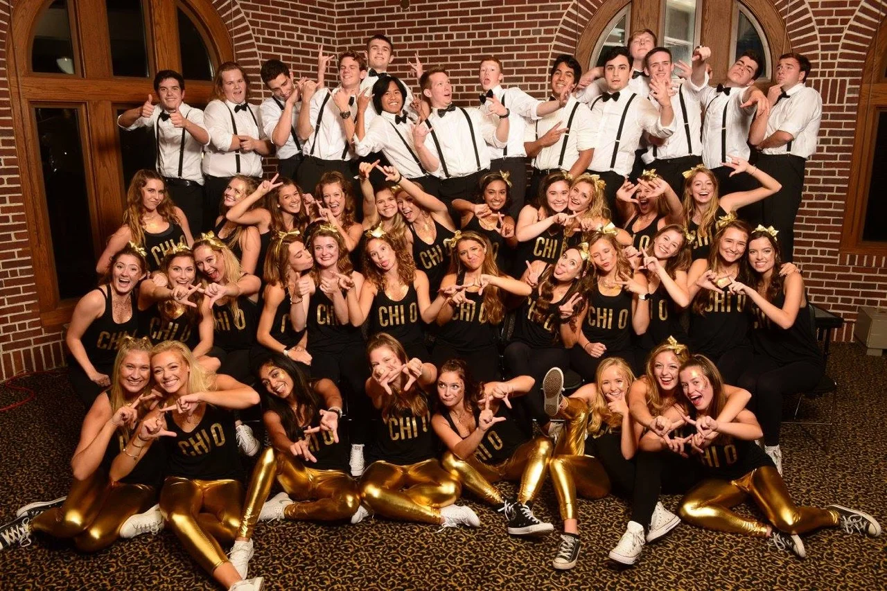 iowa_shout_homecomig_chi_omega_hawkeyes.jpeg