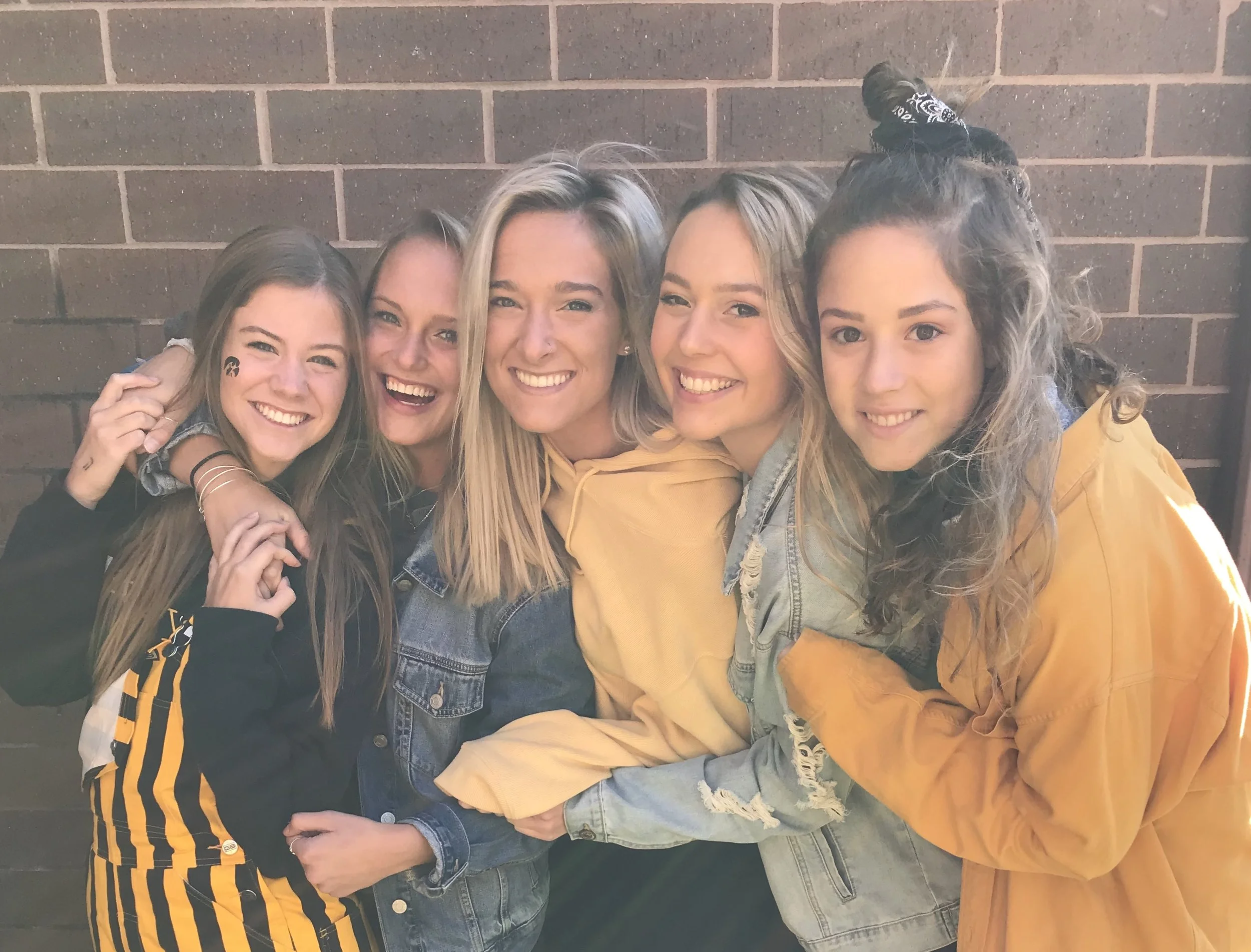 chi-omega-game-day-homecoming.jpg