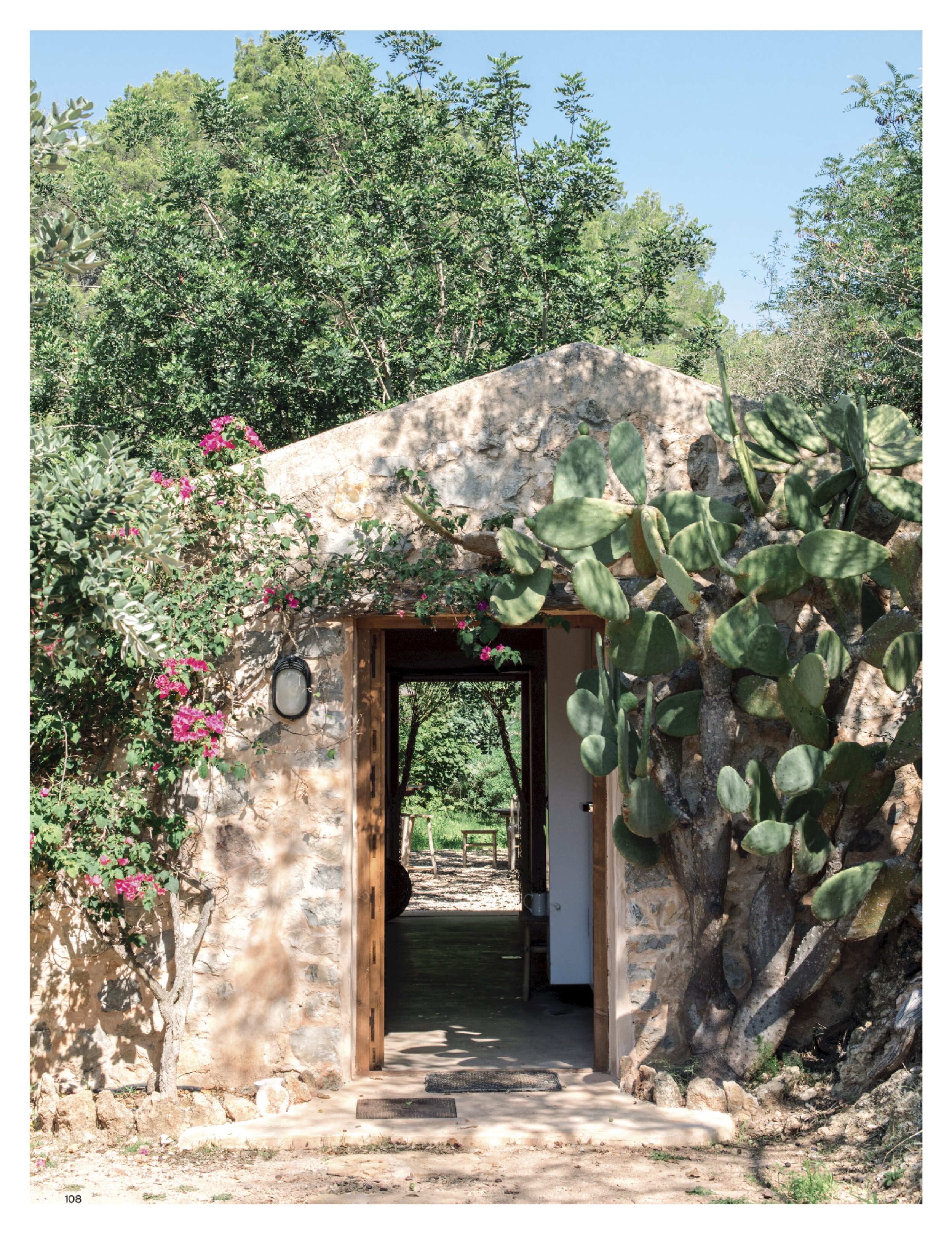 CNTraveller_June_IBIZA_01.jpg
