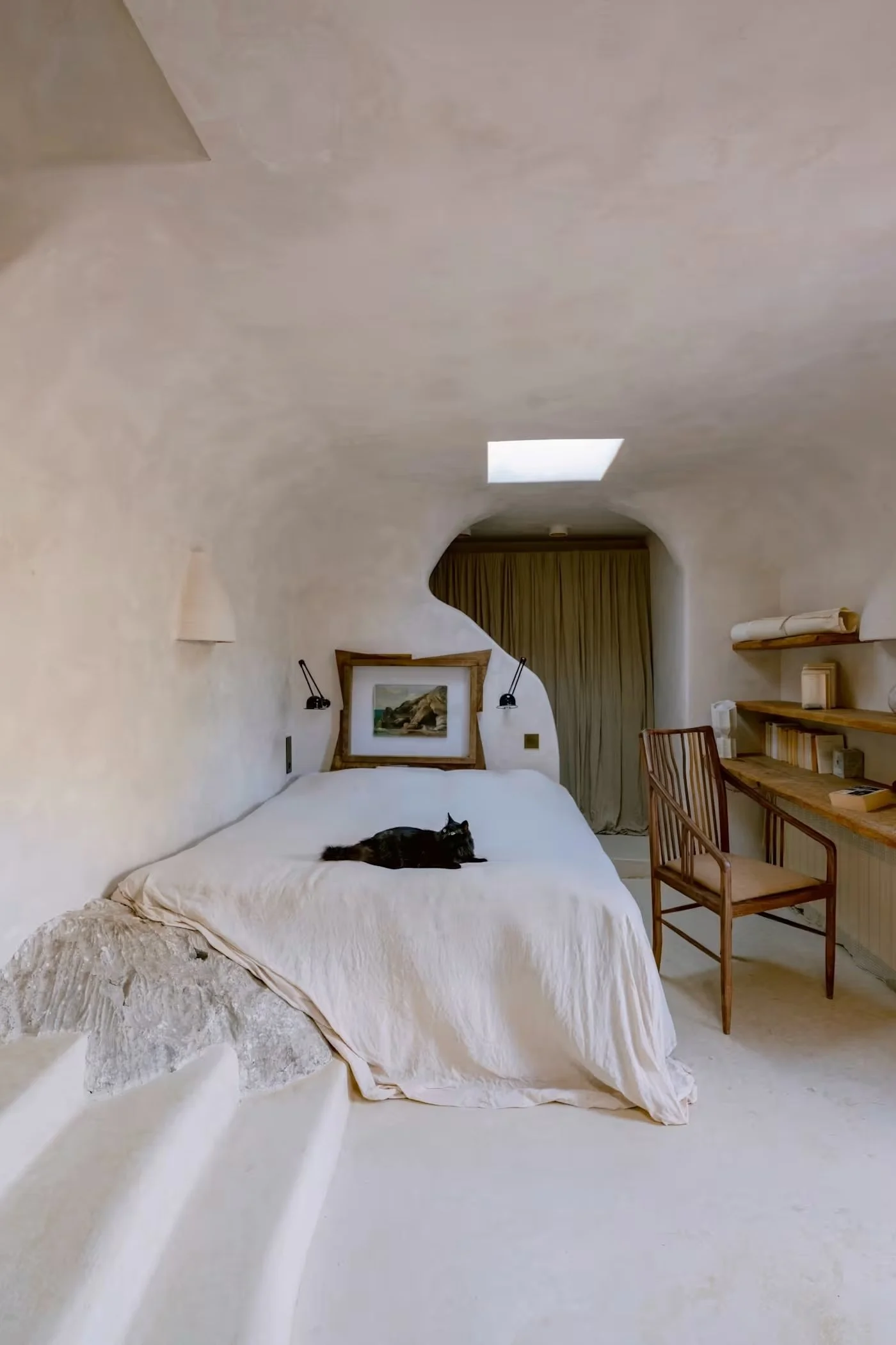 Inside a Bond-style Mallorcan home for the Financial Times