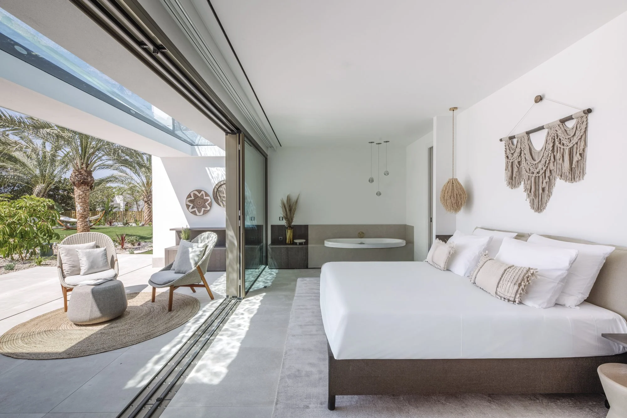 7Pines_IBIZA_AnaLui-3.jpg
