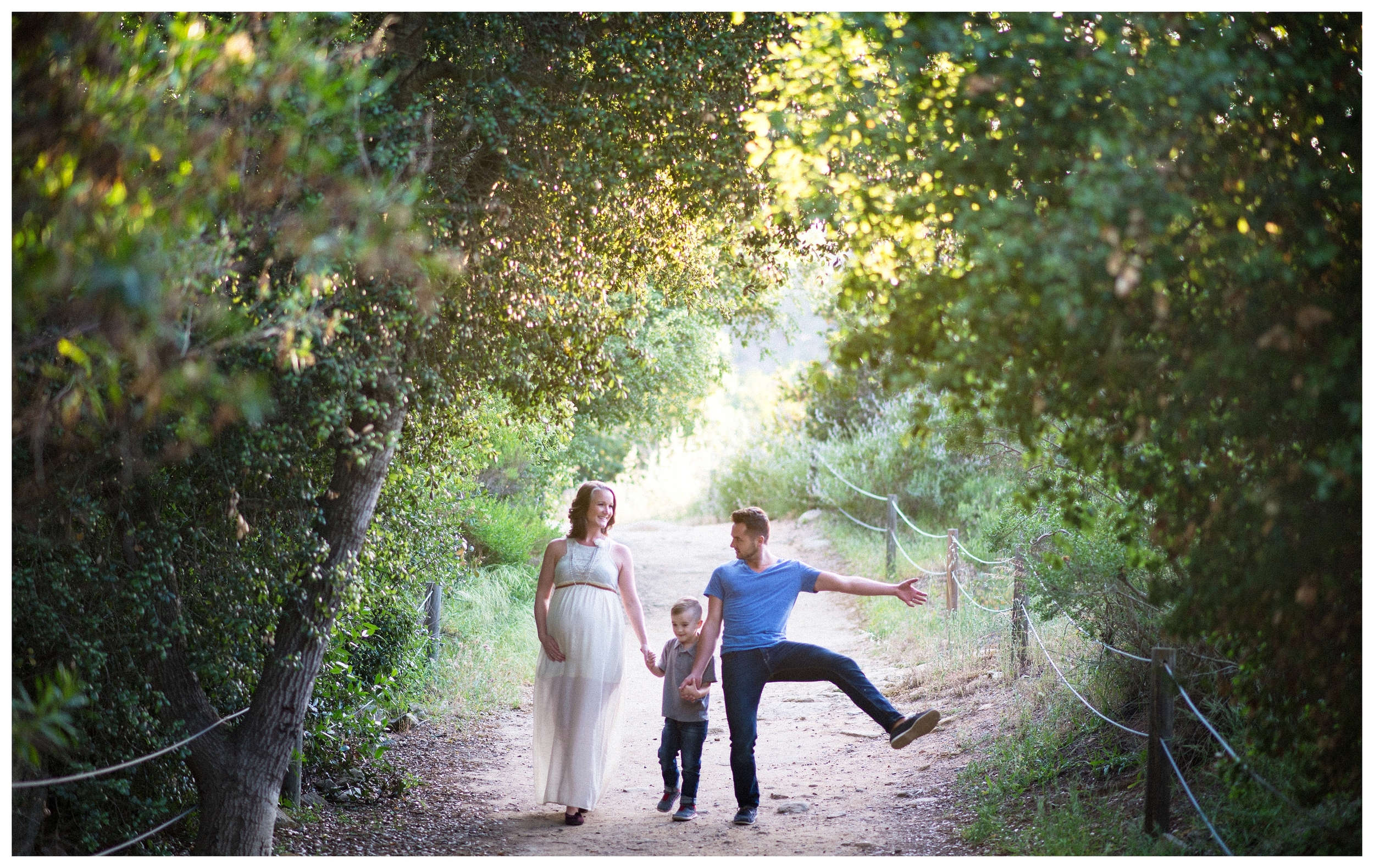 Be Still Photography | Family Portraits | Elfin Forest Portraits