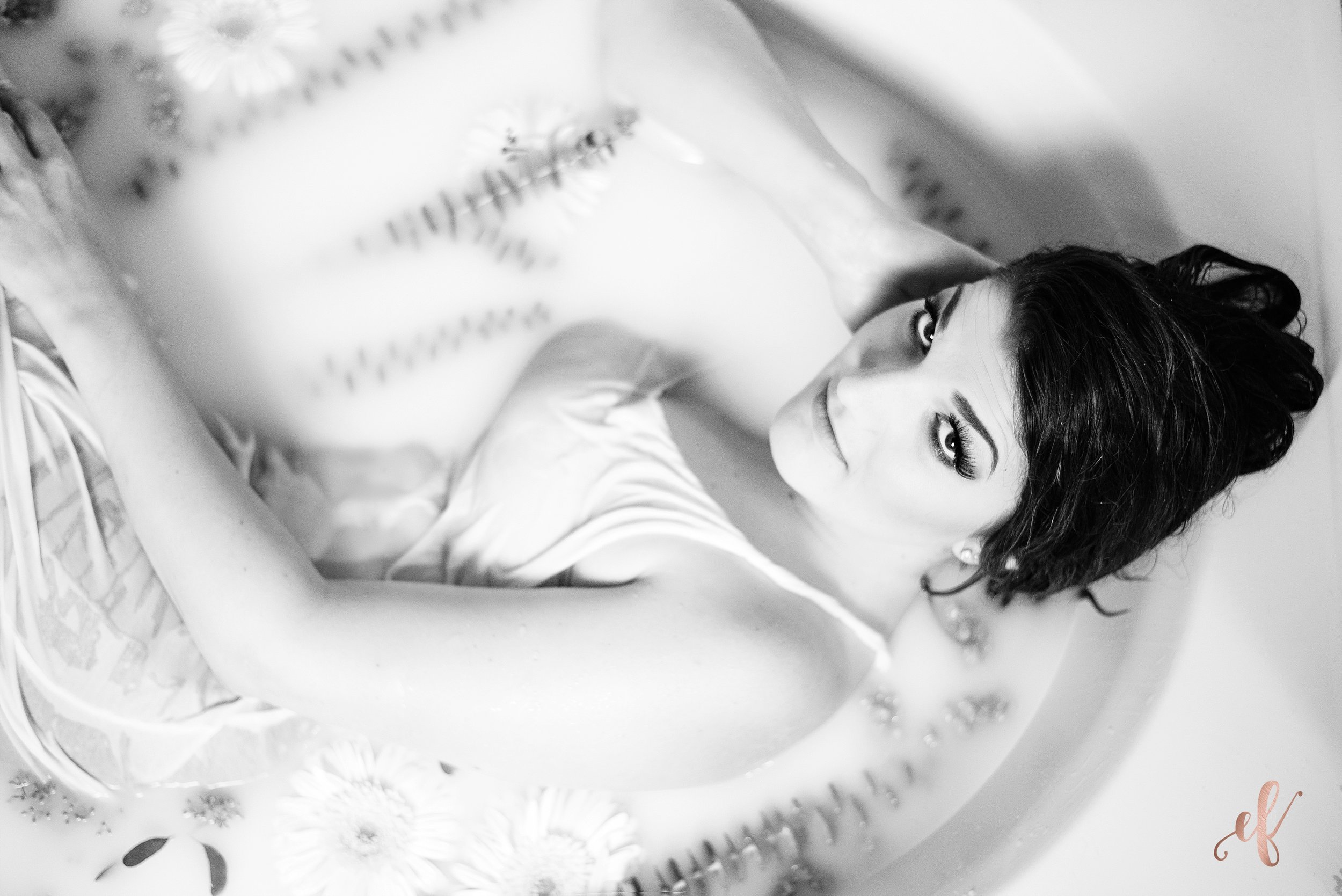 milk bath portrait photography | Ernie & Fiona Photography
