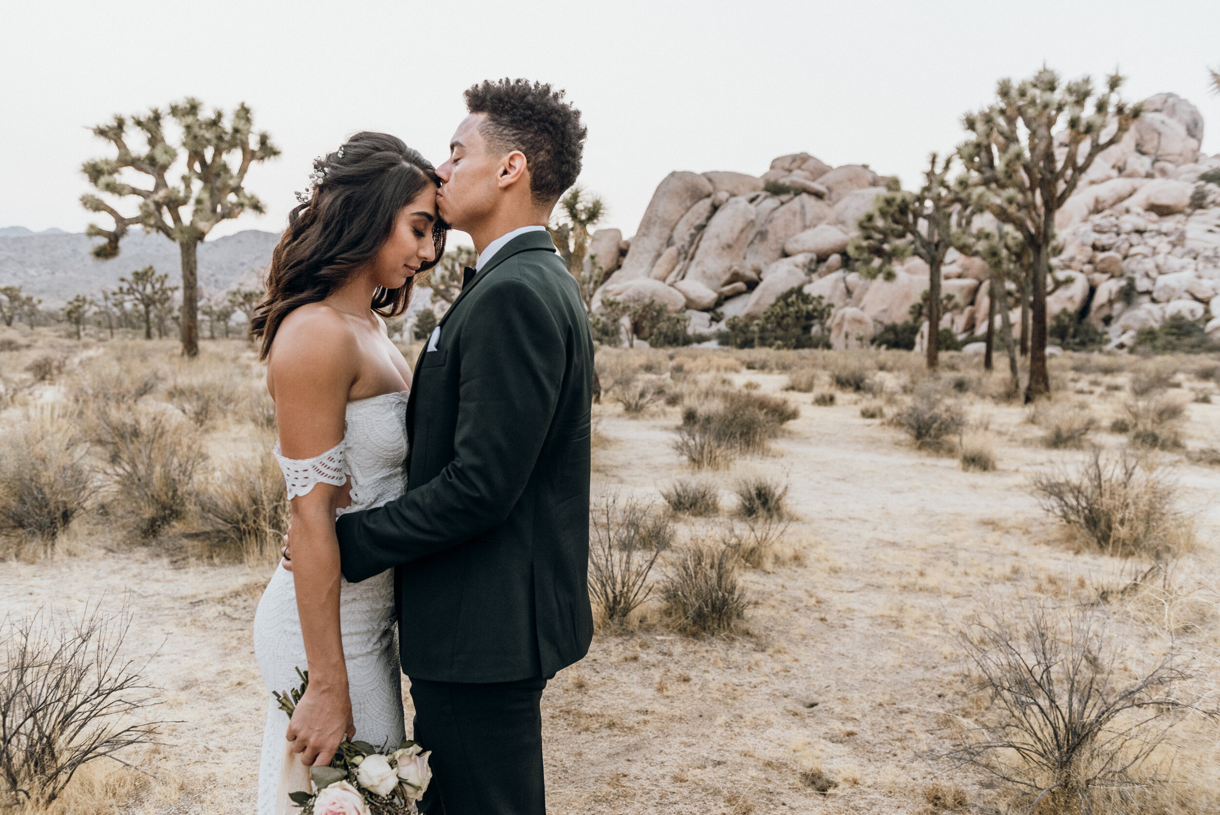 Joshua Tree Elopement Photography | Wedding Photography
