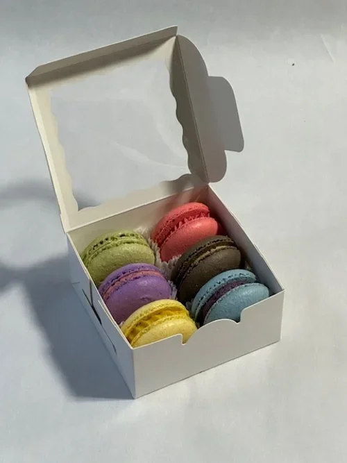 Mixed Box of 6 Macarons