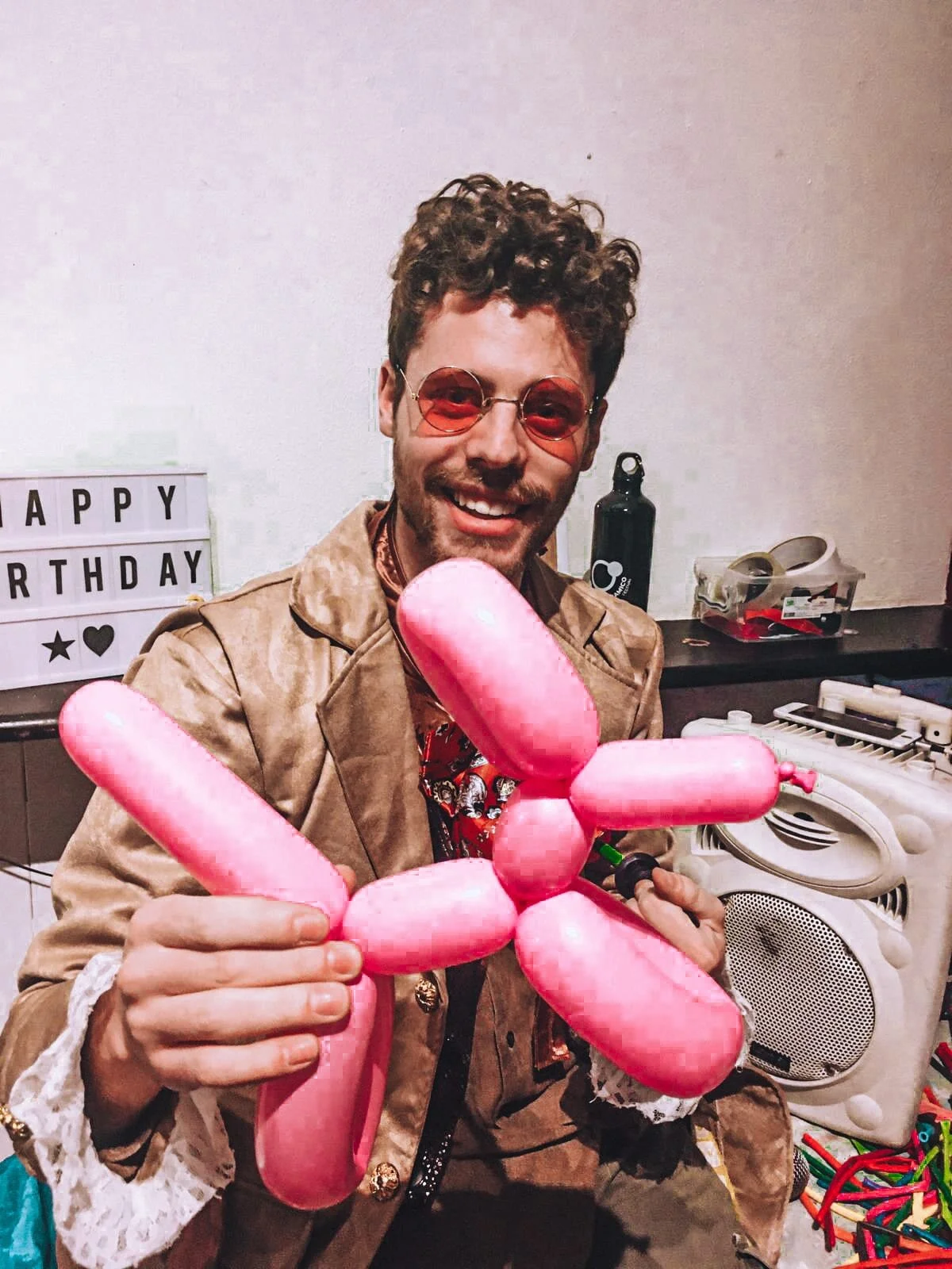 Modeling Ballons into Magic!