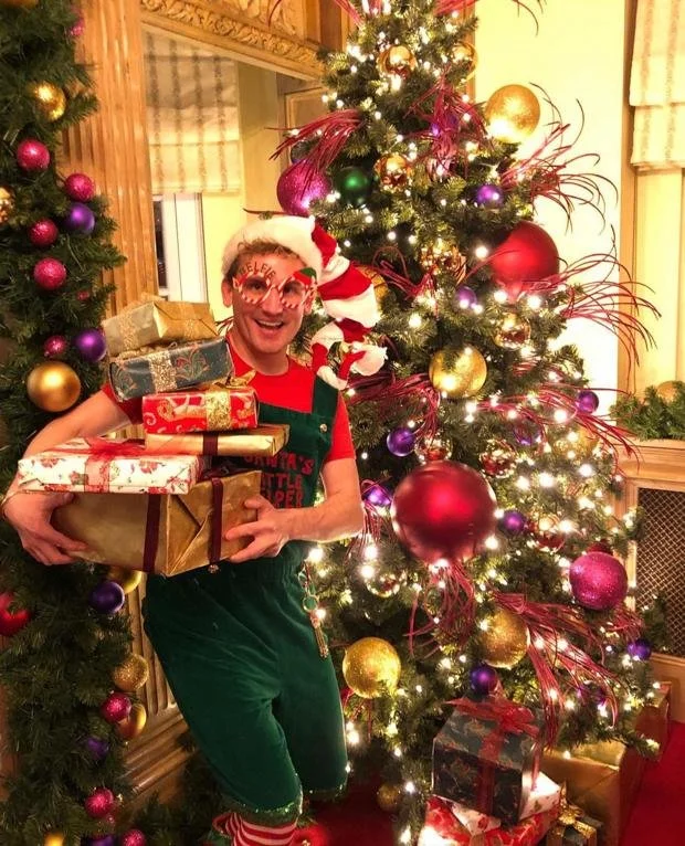 Kids Christmas Parties in London. Book an office party & include the children!