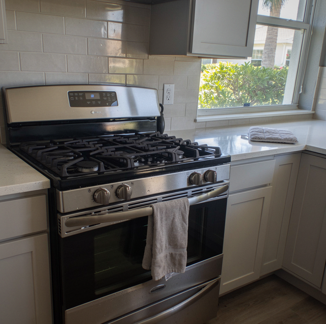 Rotten-Egg Smell Near a Gas Appliance: Get Out First
