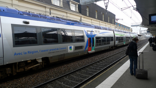 Train at the Le Mans train station January 2011. Photo by jean-louis Zimmermann through Creative Commons 2.0 License CC BY 2.0