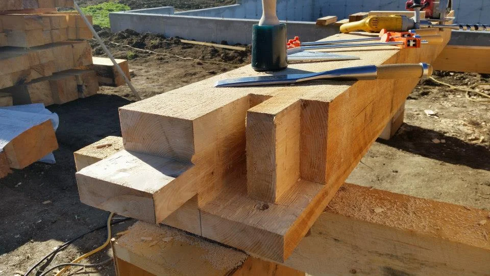 Lower part of English Tying joint on top of "gunstock" main post