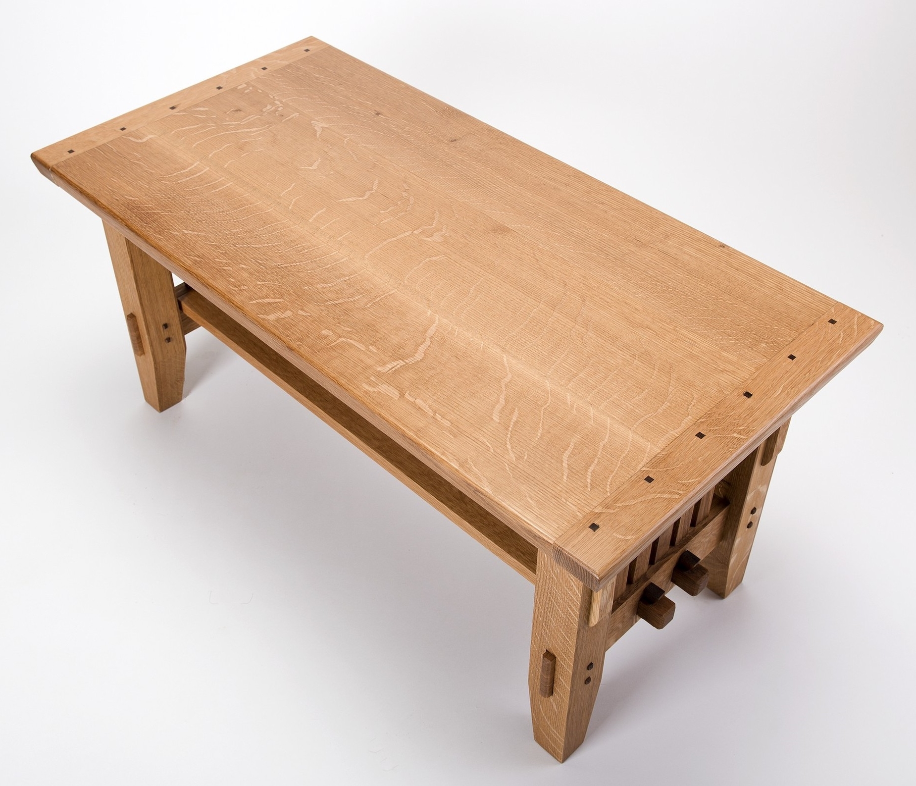 Furniture028.jpg