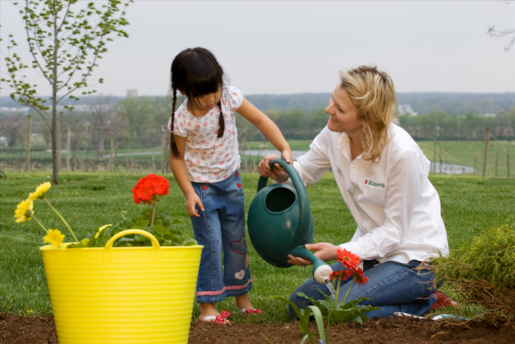 Planting-Flowers-13-Resized-.png