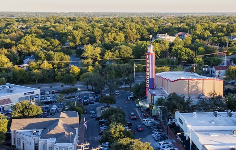 lakewood-theater-from-roof-©Danny-Fulgencio_1050px.jpg