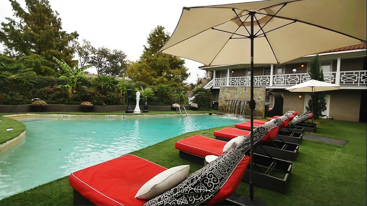 GARDEN VILLA
