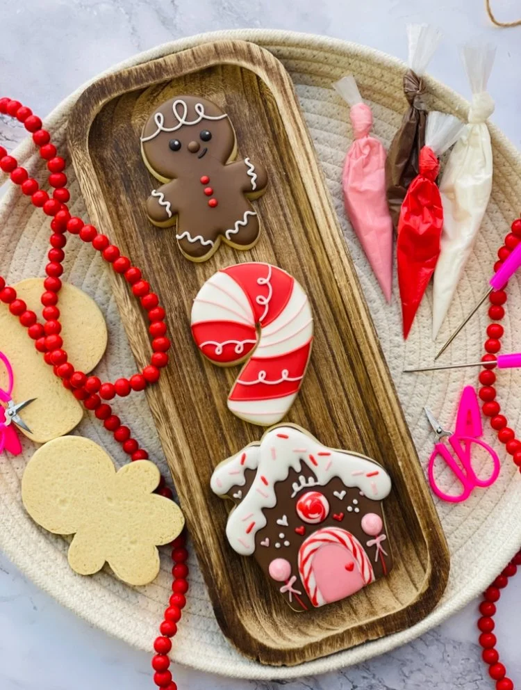 Christmas Cookie Decorating 2.jpg