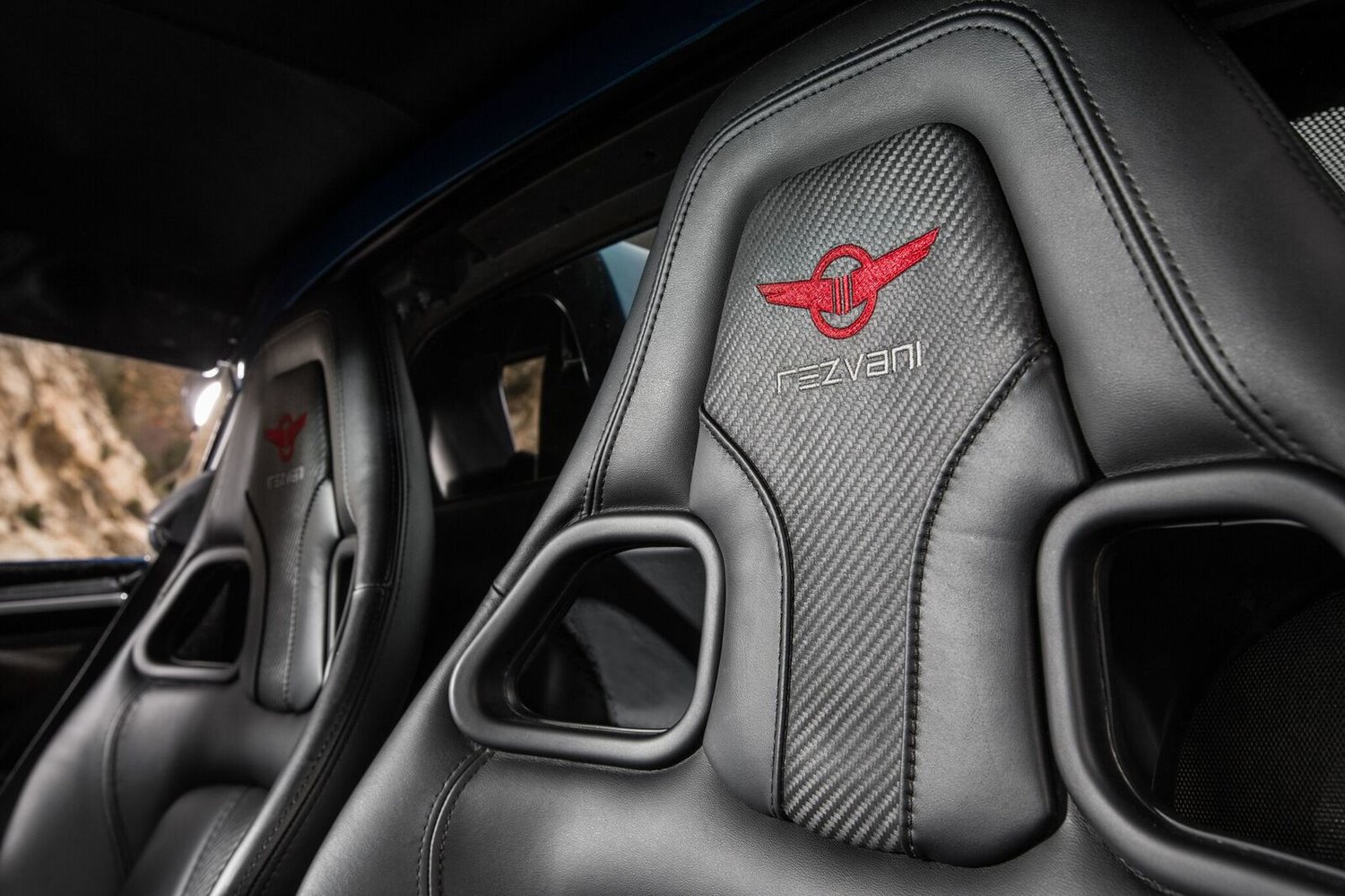 rezvani+beast+alpha+seats.jpeg