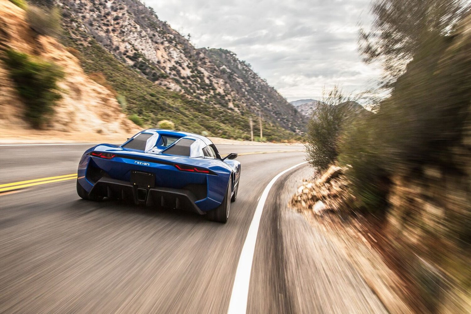 rezvani+beast+alpha+road.jpeg