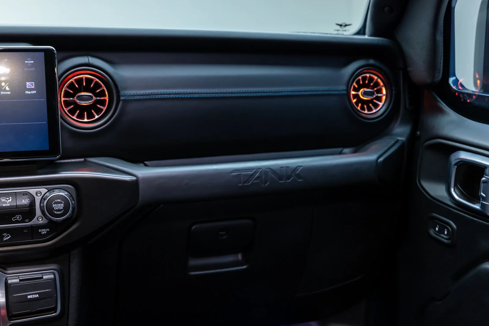 T7__9190-X3.jpg