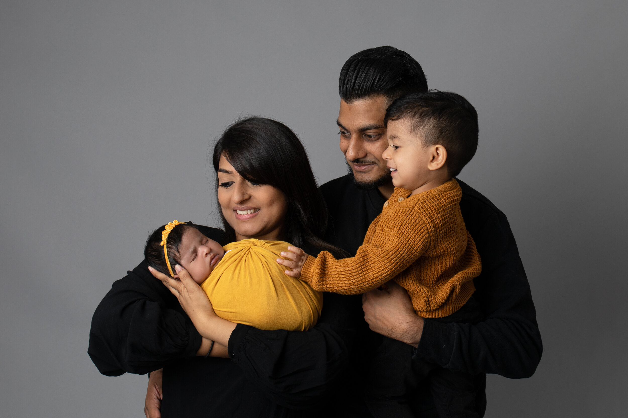 newborn-photography-children-baby-milton keynes-cake-smash-maternity-photographer-first-birthday-pregnancy-photoshoot-buckinghamshire-family-MK-196.jpg