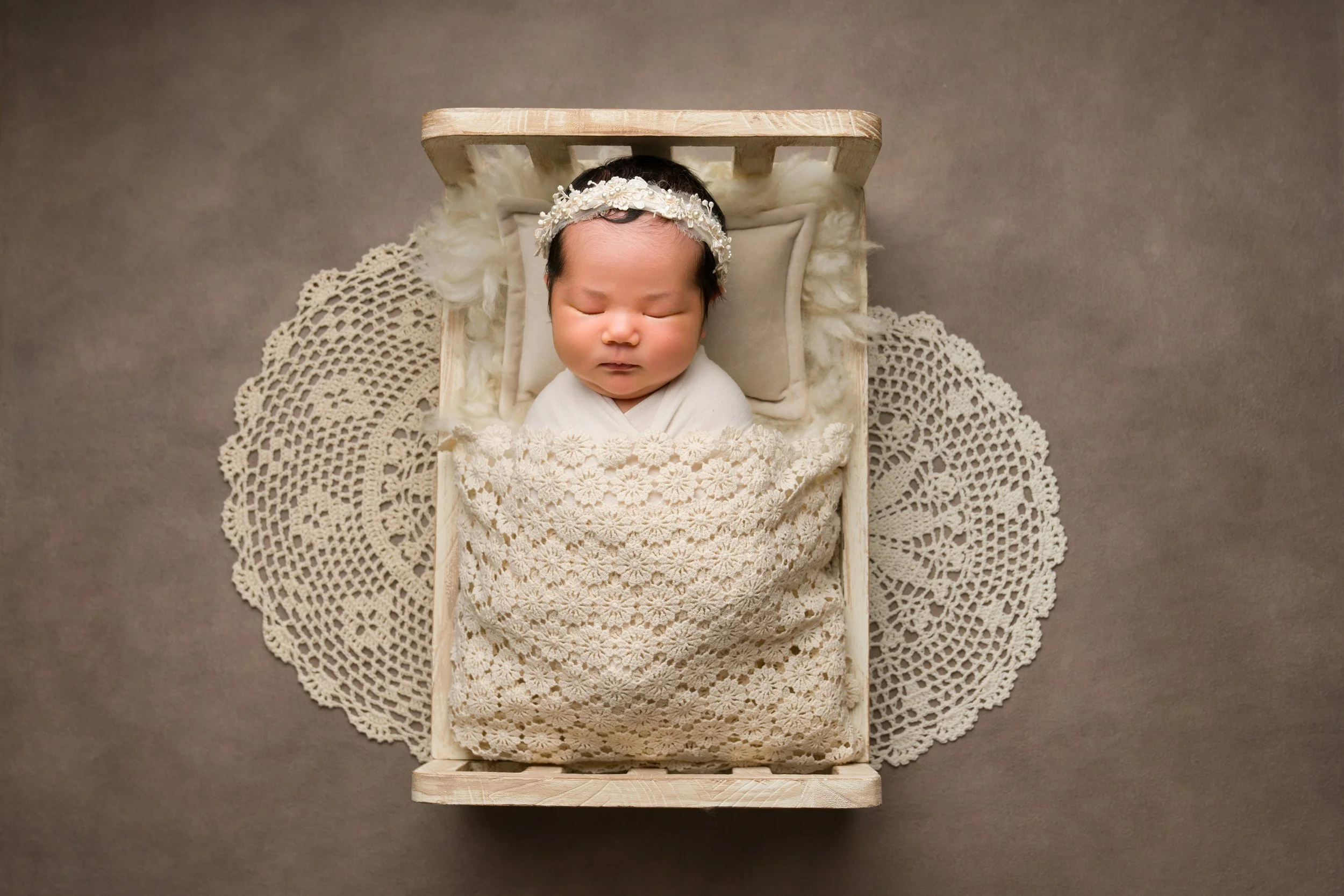 newborn-photography-children-baby-milton keynes-cake-smash-maternity-photographer-first-birthday-pregnancy-photoshoot-buckinghamshire-family-Christmas-MK-Buckingham-Aylesbury-Bedford-Northampton-1030.jpg