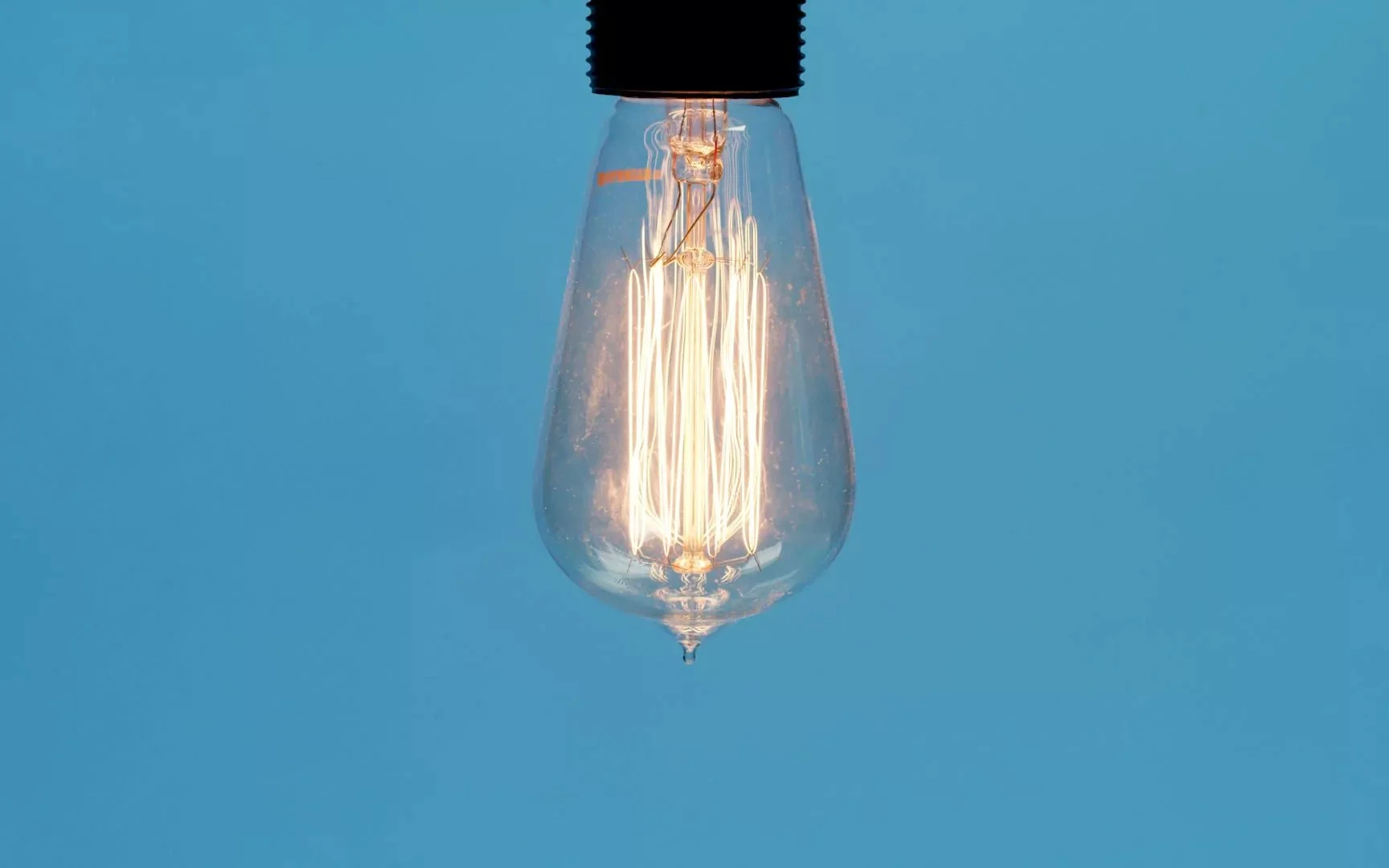 SH-PowerSchool-CaseStudy-06-Lightbulb.jpg