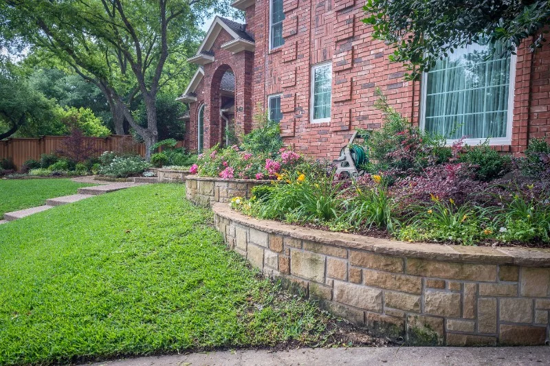 Resized_Retaining Walls_01.jpg