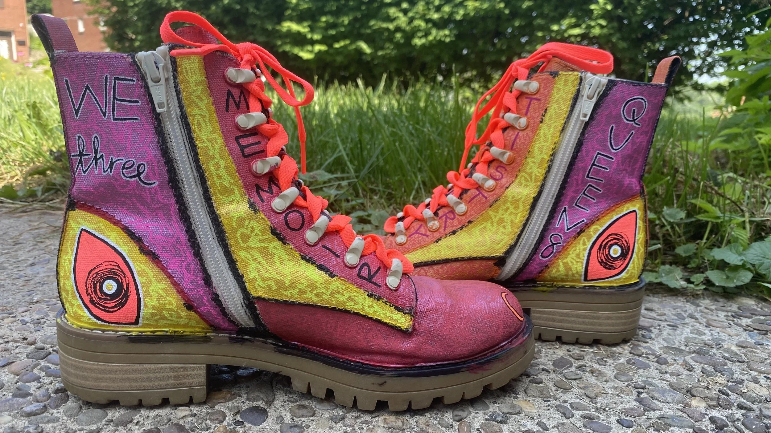 phoenix boots (inside view), 2025 // acrylic