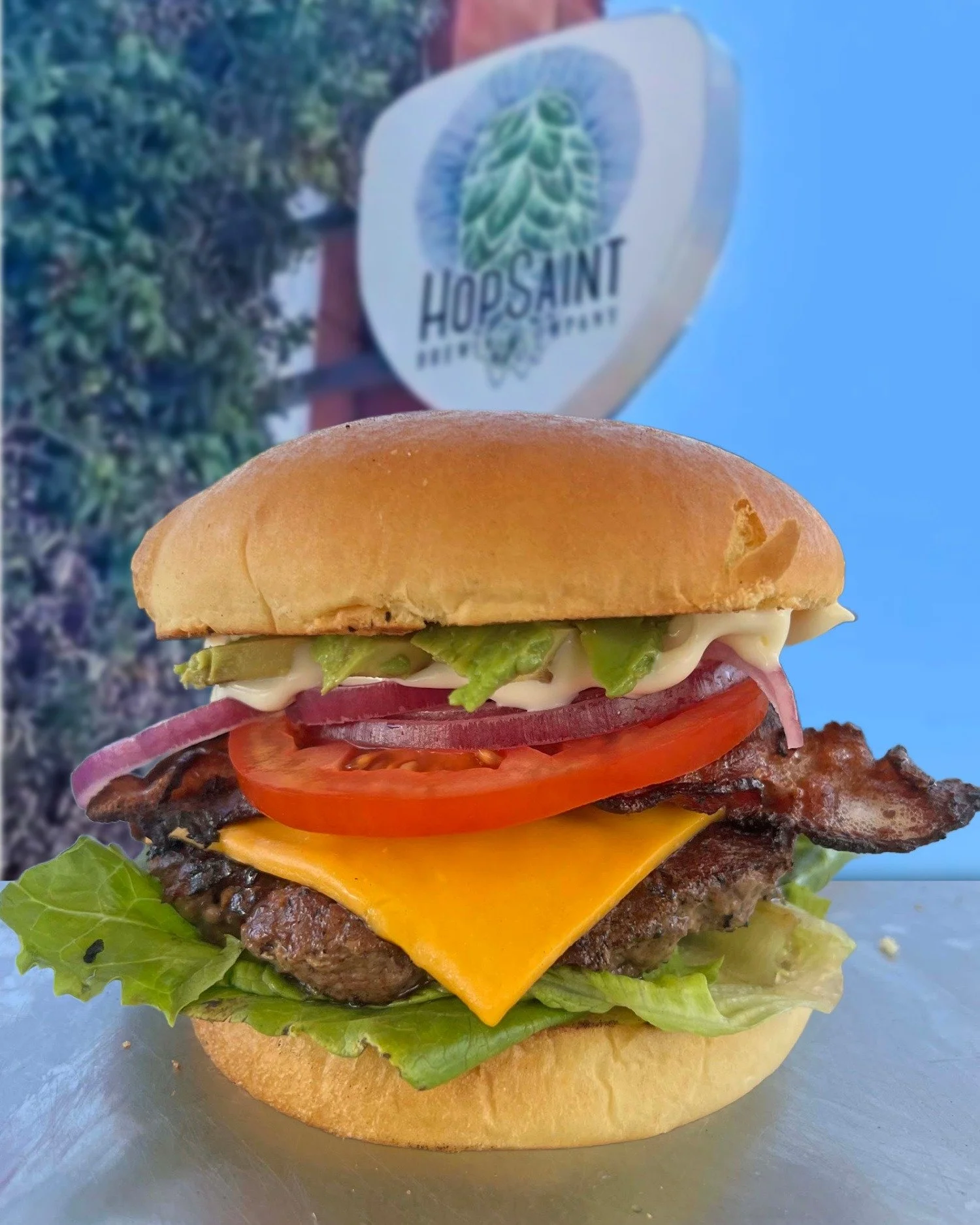 Foodies, get your buns over to HopSaint at the Ditch taproom because Market Burger is poppin' in with mouthwatering juicy burgers served with organic ingredients.
Thurs. 9/25, 3 PM &ndash; 7 PM... or until they sell out
🏈 5:10 PM Seahawks at Cardina