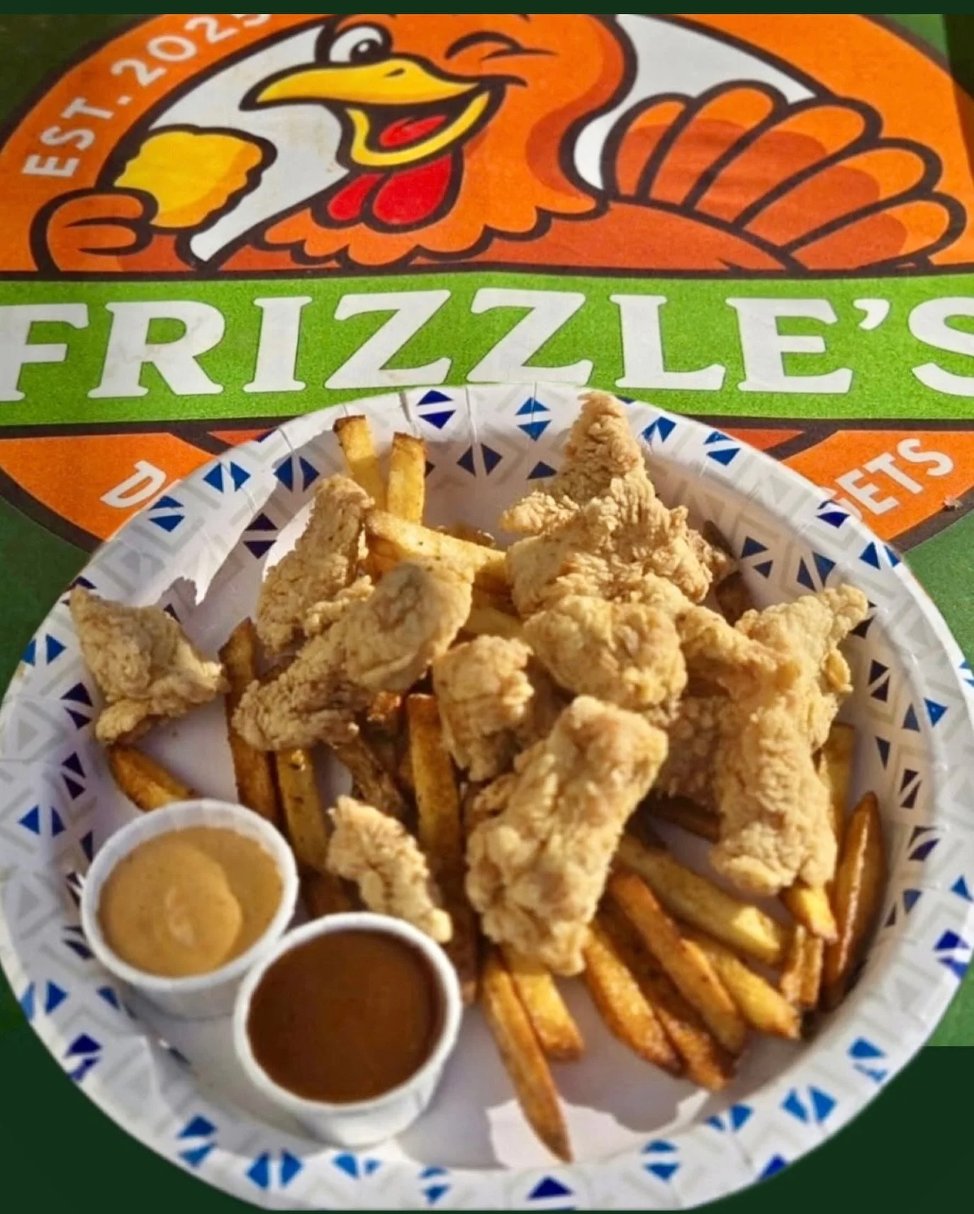 Today at The Ditch taproom, get in on FRIZZLE&rsquo;S signature turkey nuggets, sliders and salad wraps with any one of HopSaint&rsquo;s expertly crafted beers. Sounds like a darn good Sunday to us. #jointhesainthood 
10/26 @tryfrizzles Sunday 1PM-8P