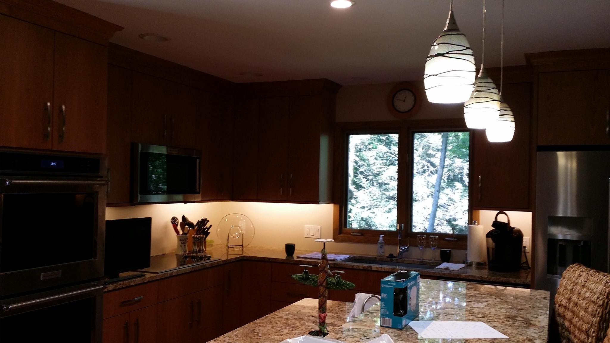   Kitchen - With the under cabinet lights on!  