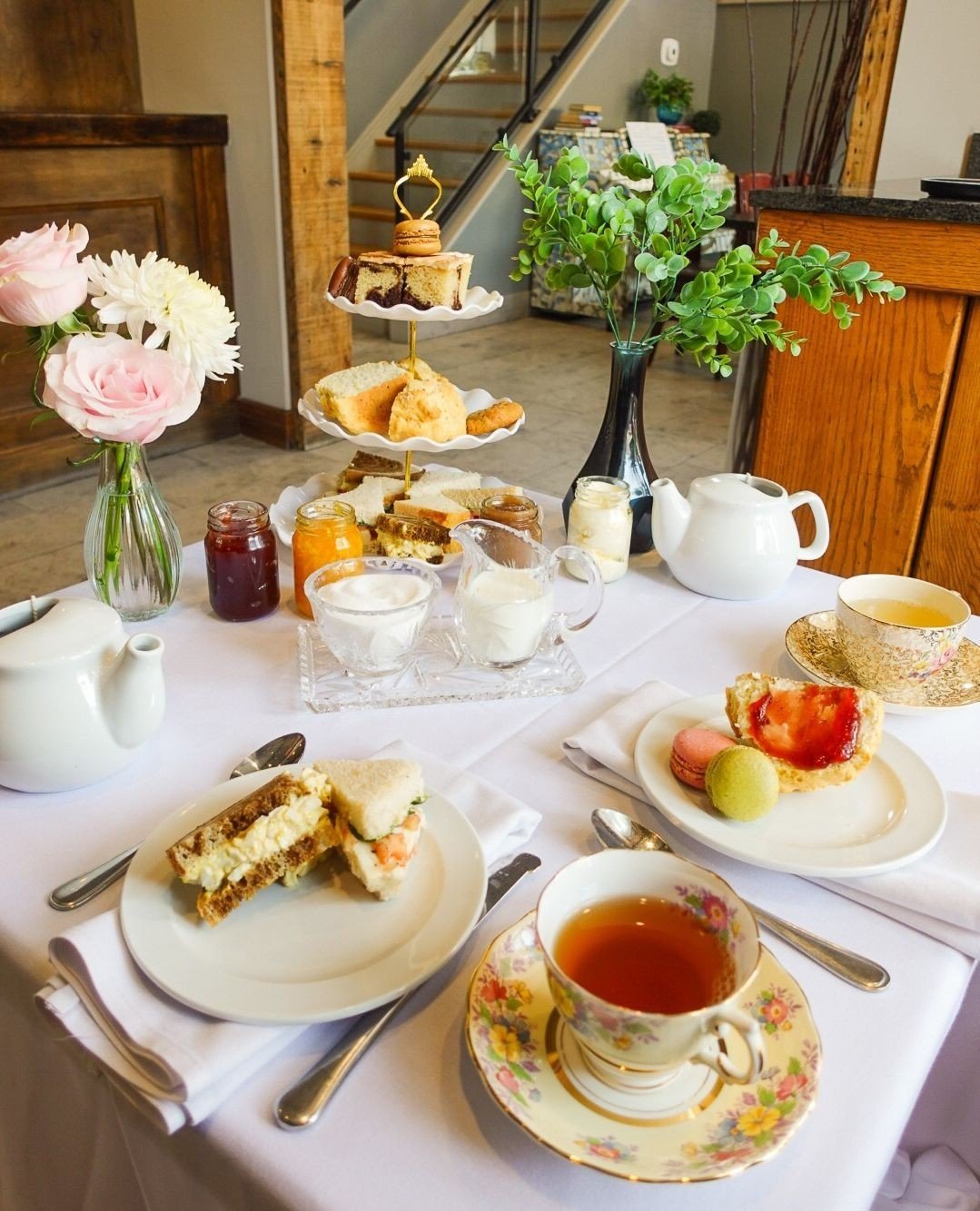 Elevate Your Afternoon with High Tea at Arlington! 🍰☕ Indulge in an exquisite experience of sophistication and charm as we invite you to our High Tea affair. Picture elegant tiers adorned with delectable treats, from delicate finger sandwiches to de