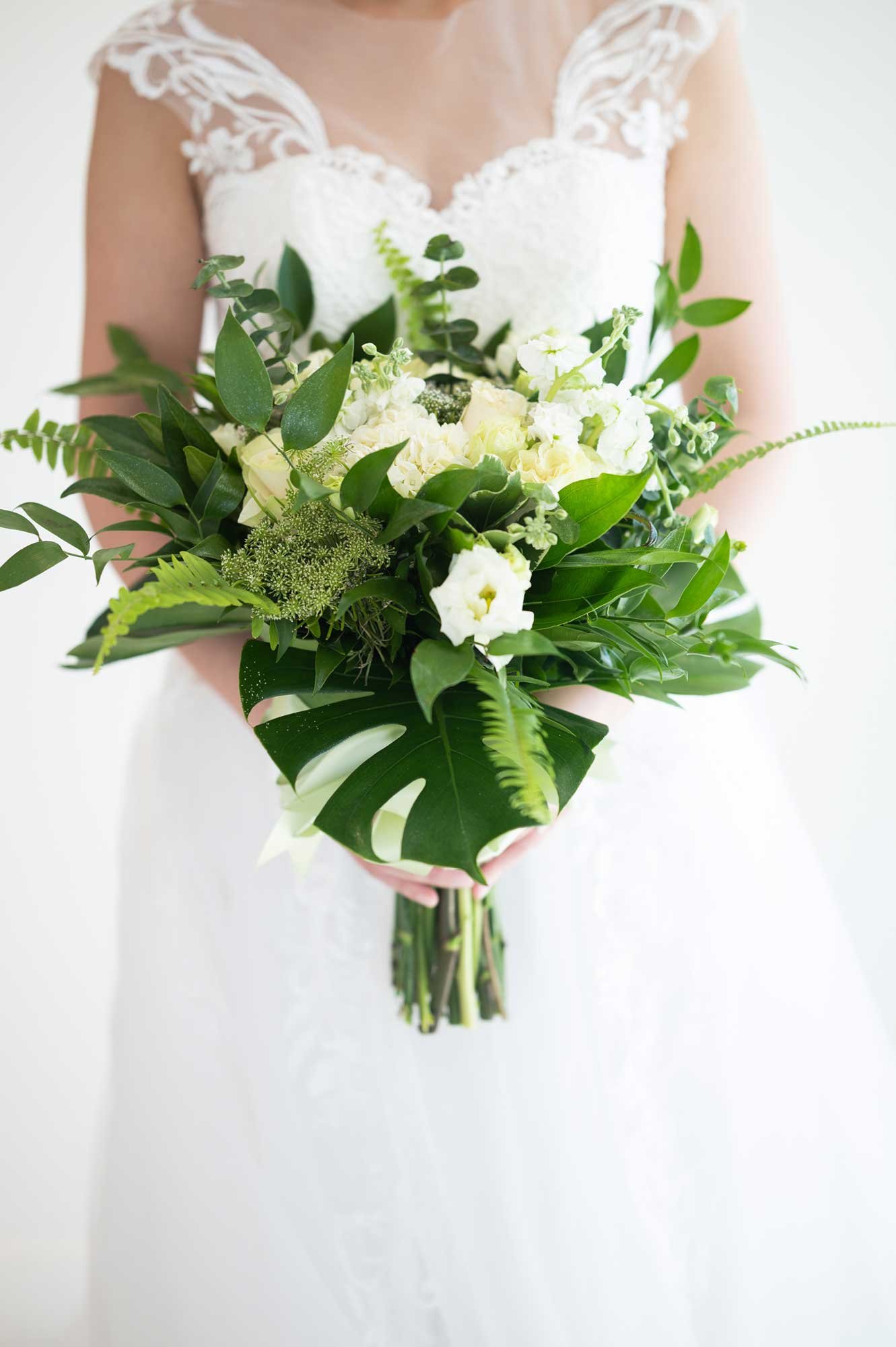 Green-Tropical-Wedding-Bouquet.jpg