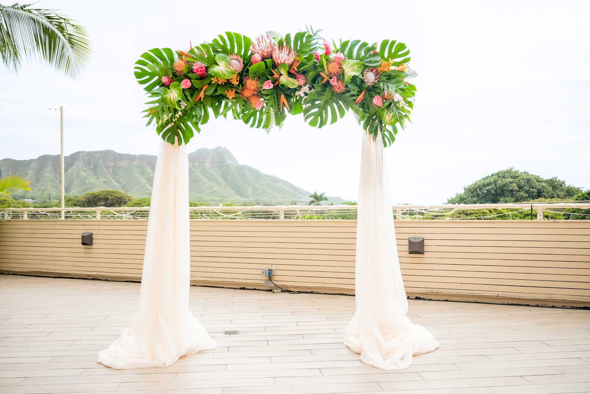 Tropical-Wedding-Arch.jpg