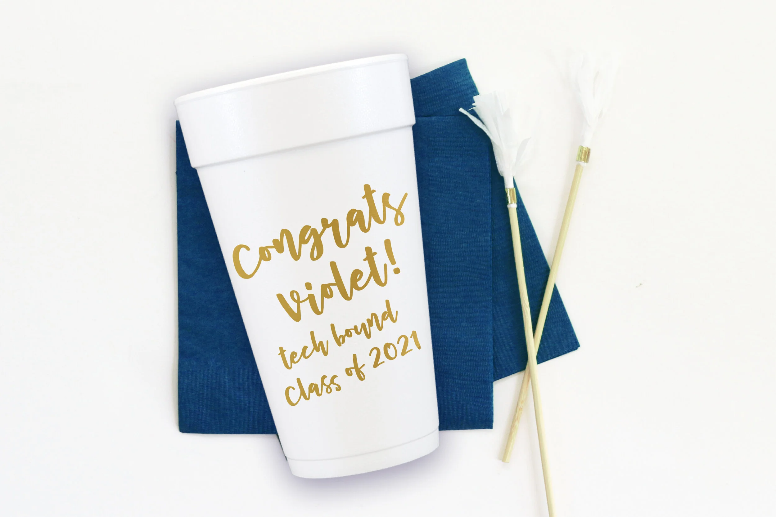 Fun Express Bulk 200 Count Congrats Grad Disposable Plastic Cups