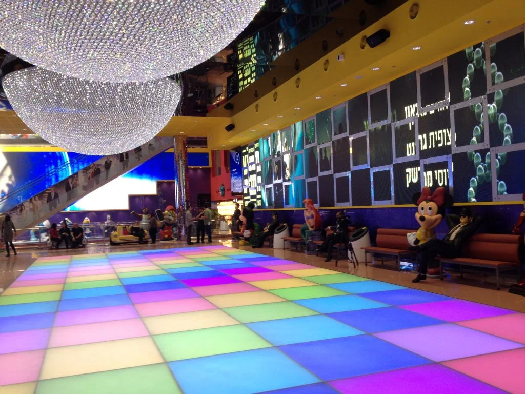 Day 32 - Y2i and Cinema City (Netzach)