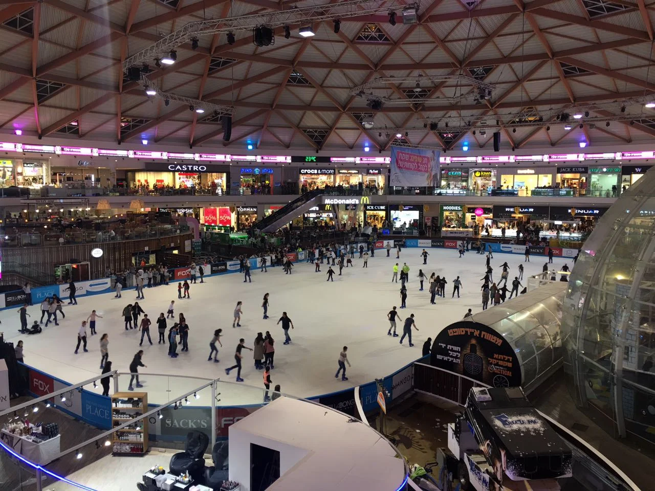 Day 35 - Snorkelling in Eilat, Beach & Ice Mall (Netzach)