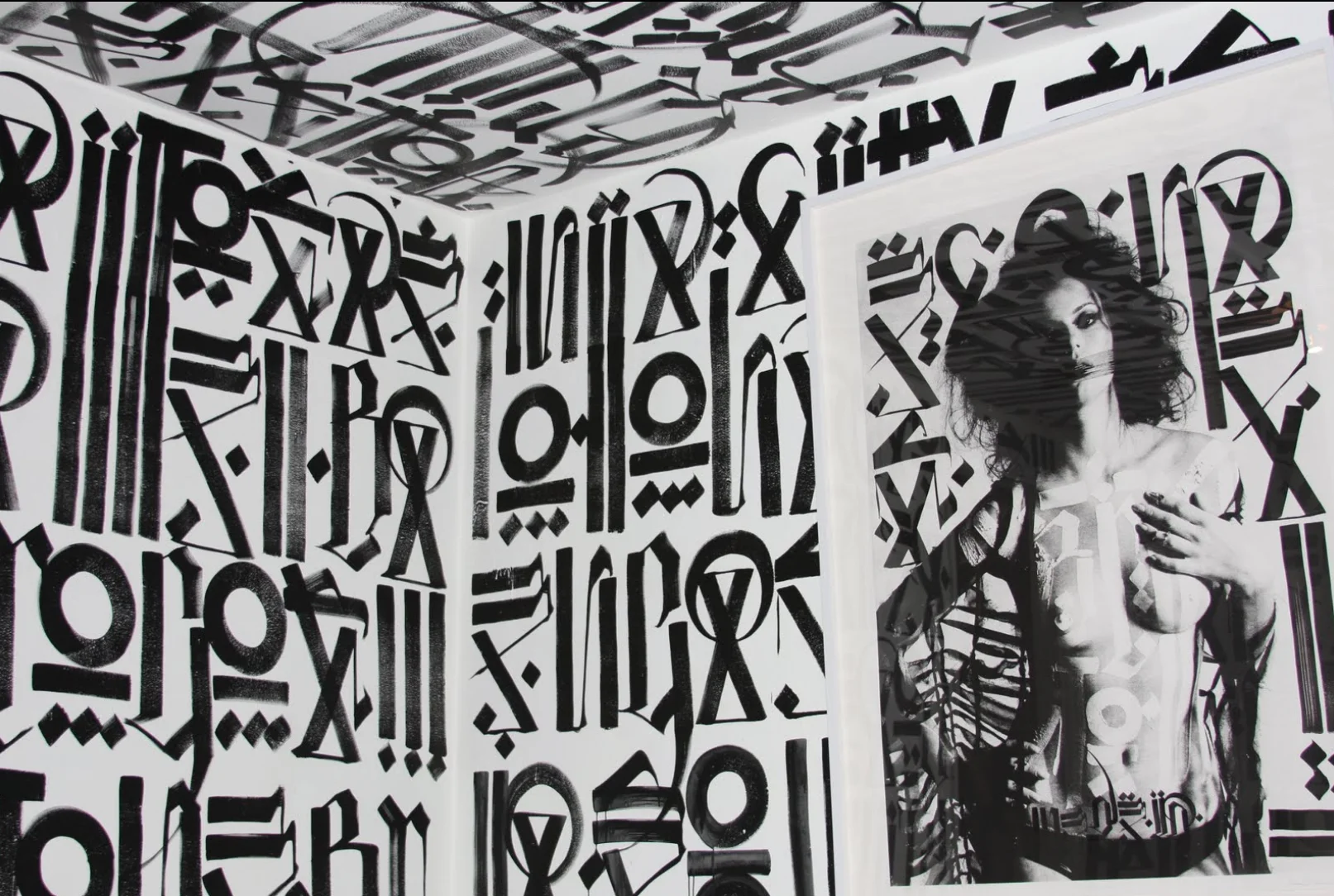 Retna_Desaturated_2.jpg