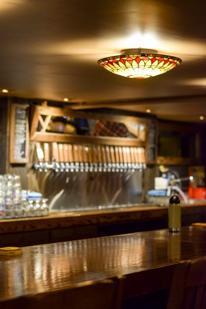 SELECTION OF 24 CRAFT BEERS ON DRAFT