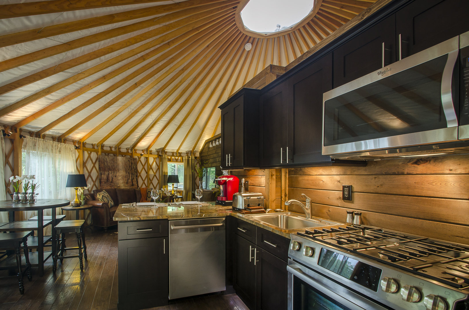 Yurt_Kitchen2.jpg