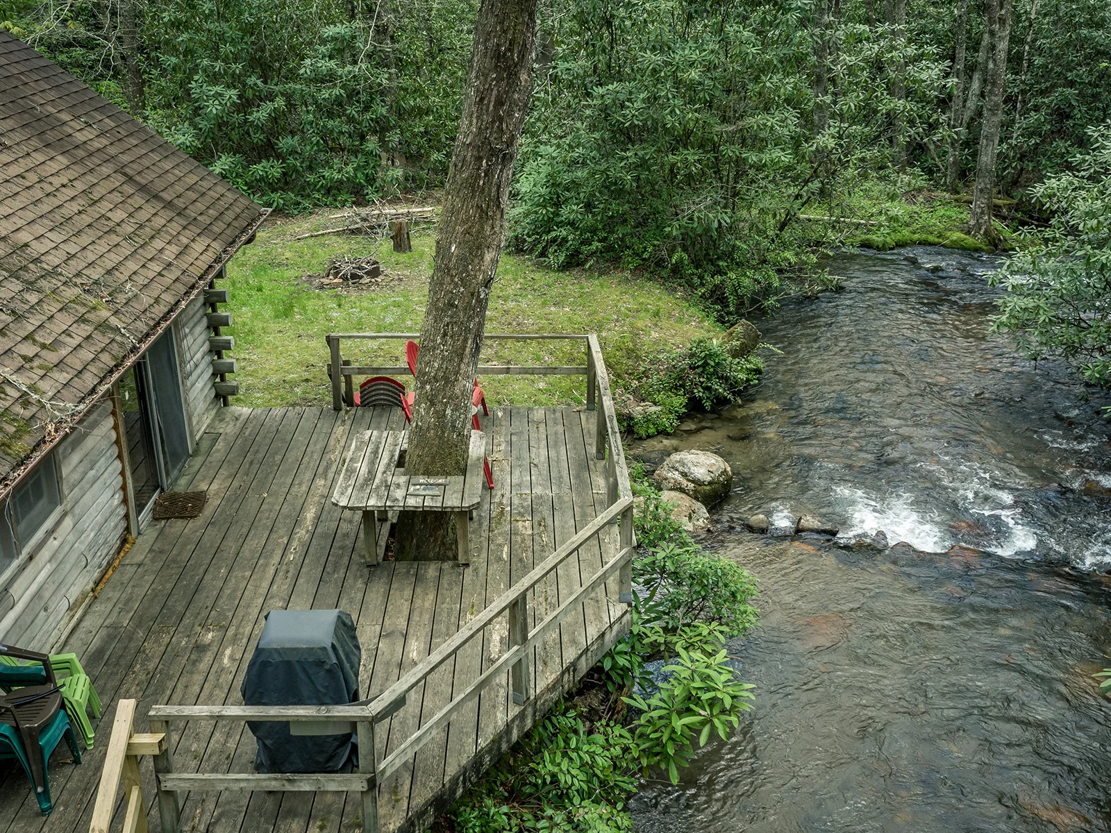 CC_exterior_back04.jpg